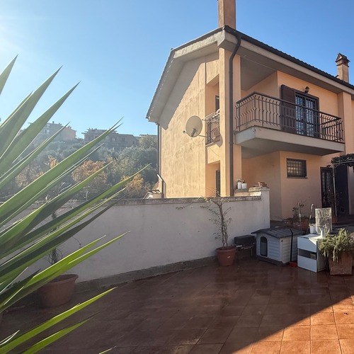 VILLINO MONTE MARINO &euro;209000